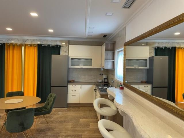 מאקרסקה Villa Luce Mit Pool מראה חיצוני תמונה