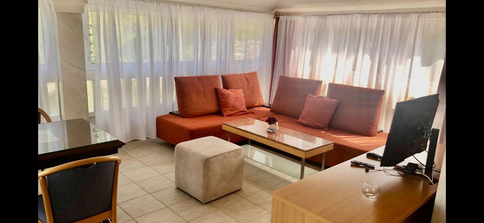 מאקרסקה Villa Luce Mit Pool מראה חיצוני תמונה