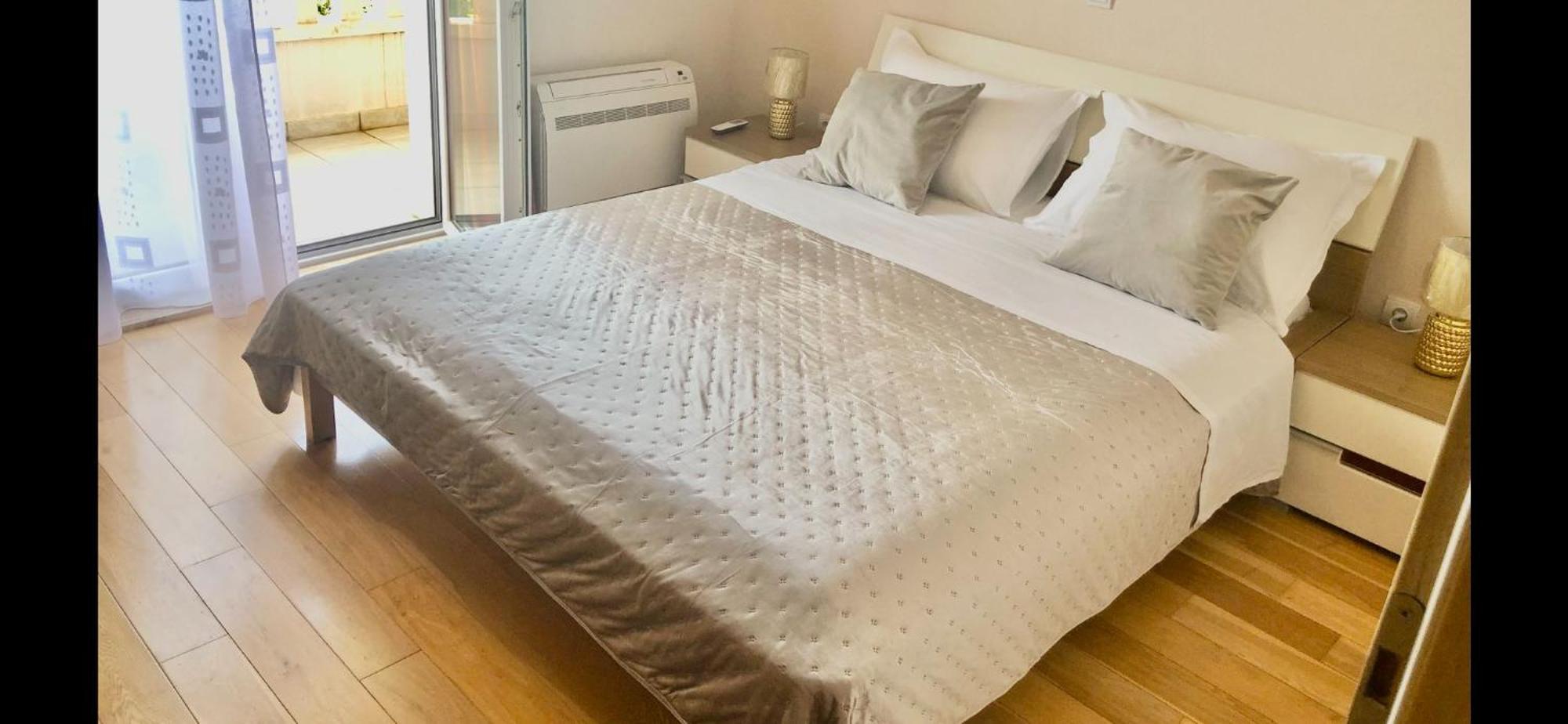 מאקרסקה Villa Luce Mit Pool מראה חיצוני תמונה