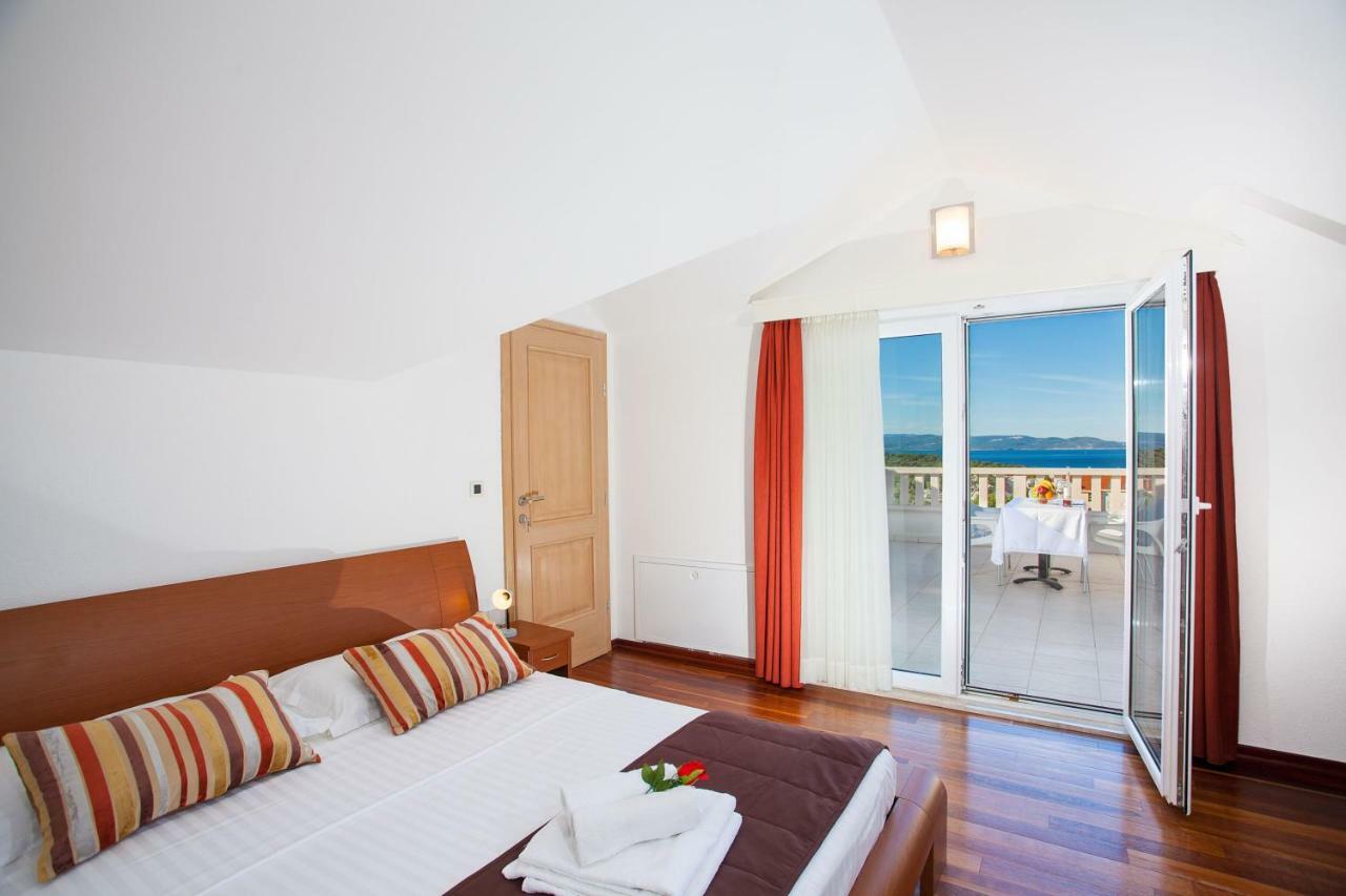 מאקרסקה Villa Luce Mit Pool מראה חיצוני תמונה