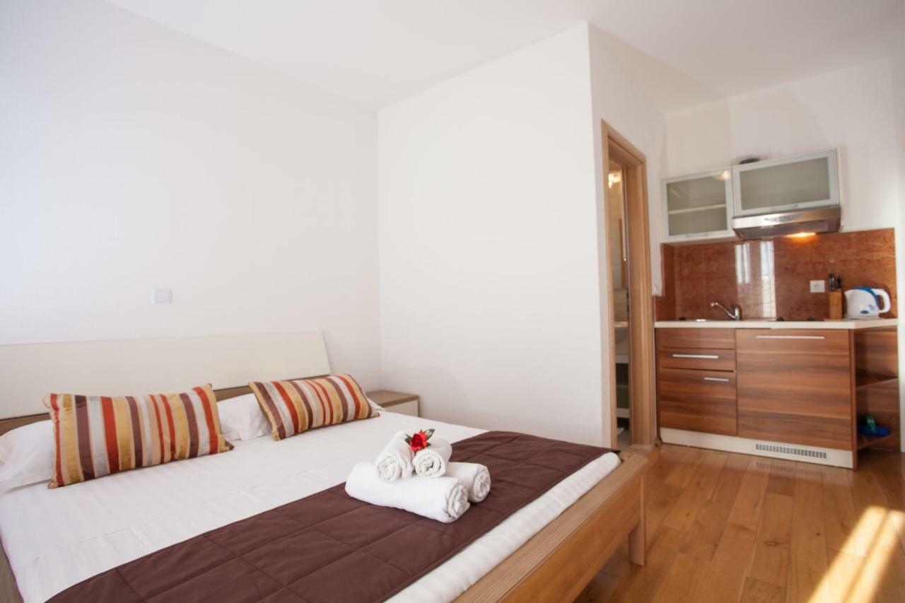 מאקרסקה Villa Luce Mit Pool מראה חיצוני תמונה