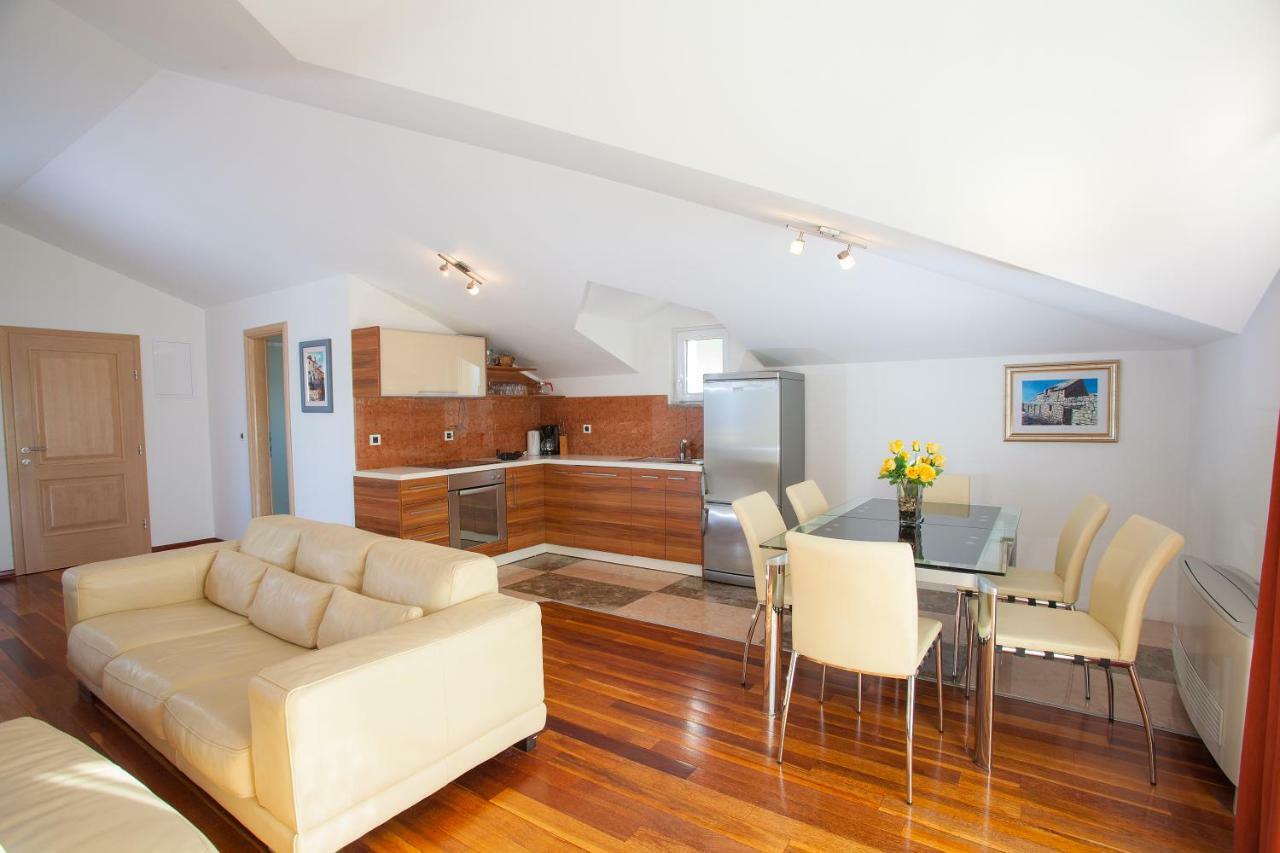 מאקרסקה Villa Luce Mit Pool חדר תמונה